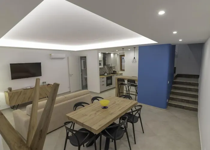 La Risacca - House * צ'פאלו